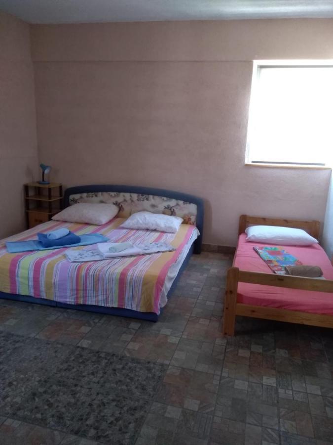 Apartment Busljeta Starigrad Paklenica Eksteriør bilde