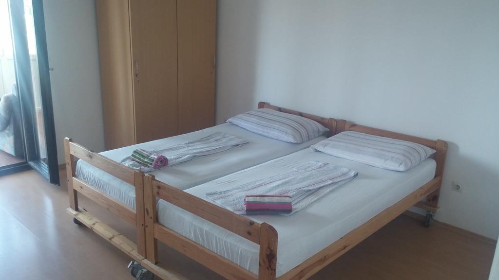 Apartment Busljeta Starigrad Paklenica Eksteriør bilde