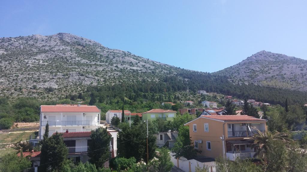 Apartment Busljeta Starigrad Paklenica Eksteriør bilde