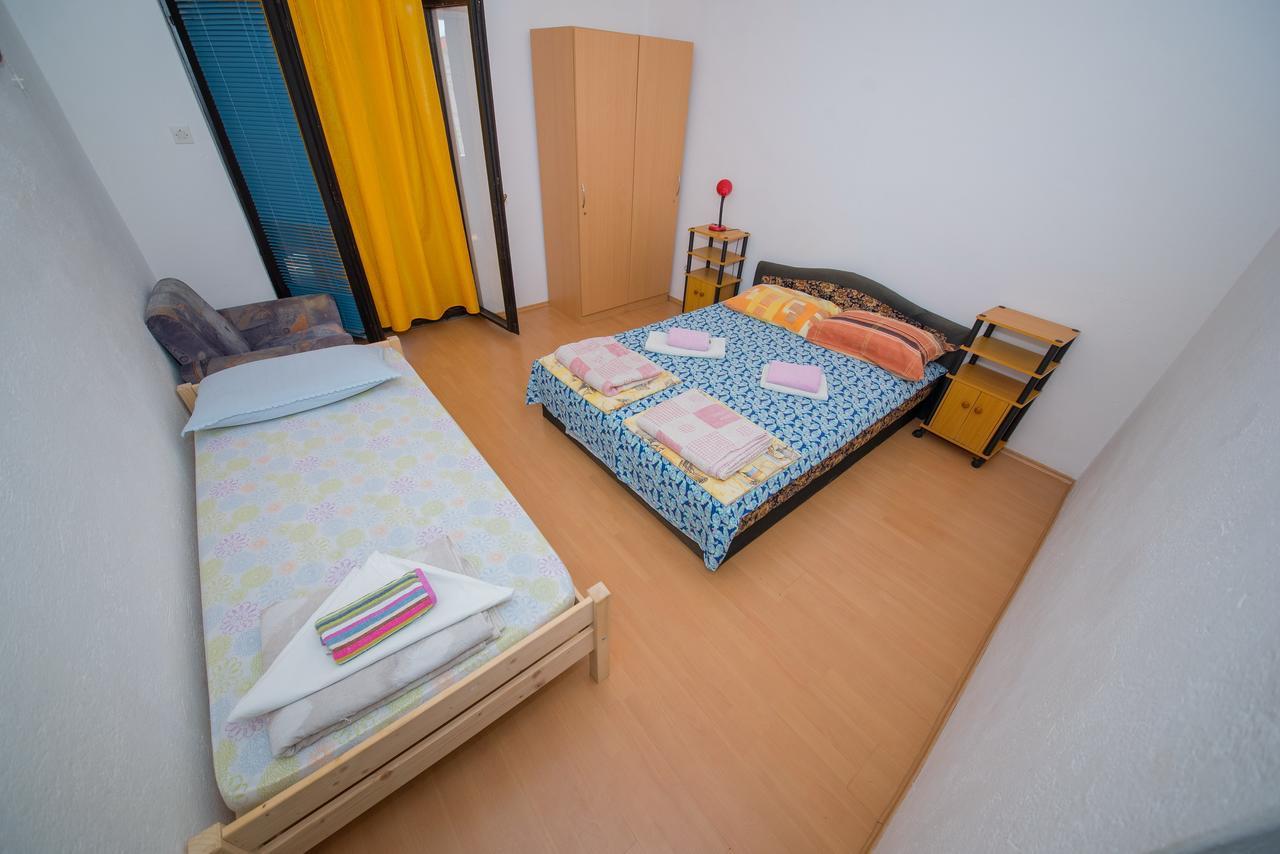 Apartment Busljeta Starigrad Paklenica Eksteriør bilde
