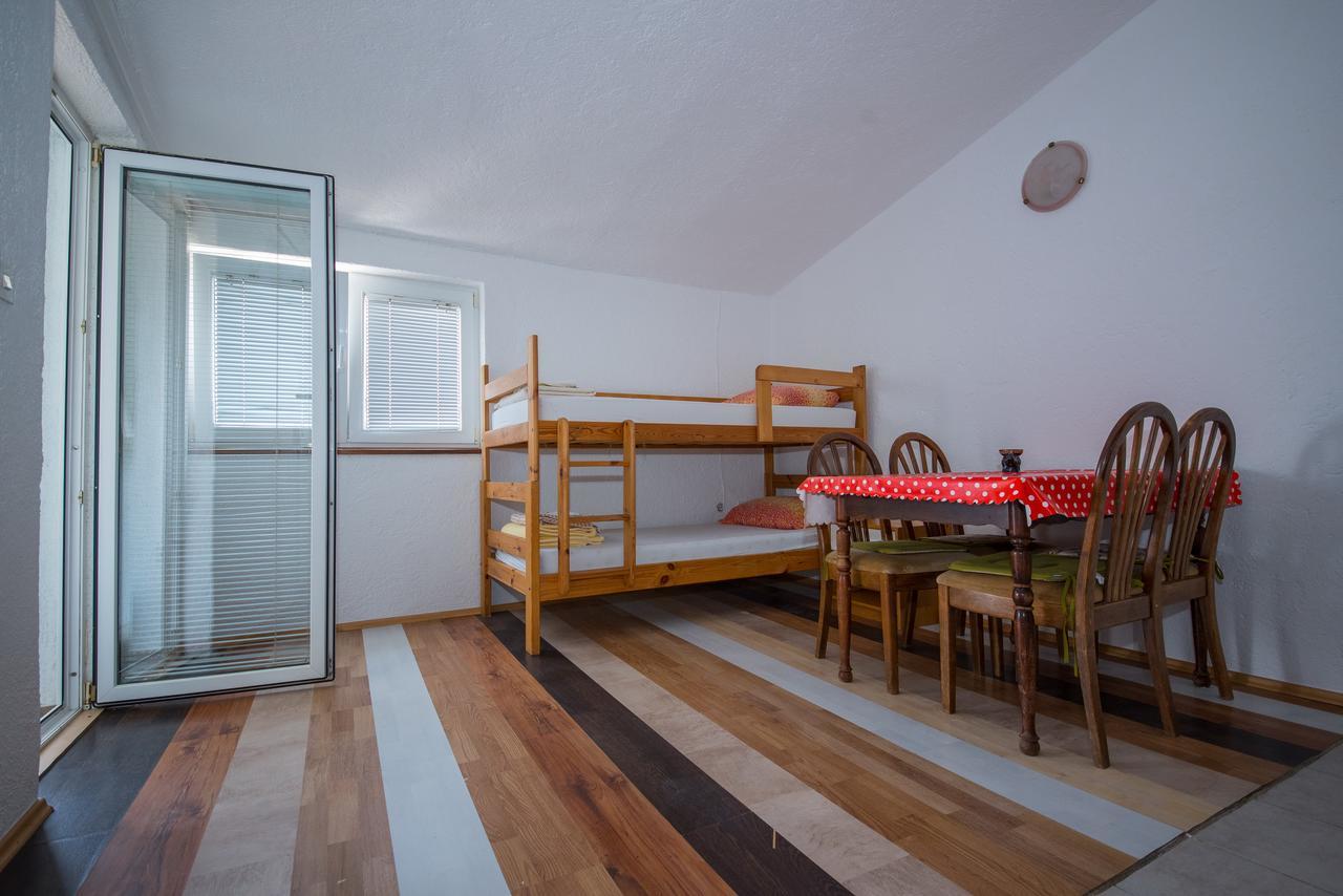 Apartment Busljeta Starigrad Paklenica Eksteriør bilde
