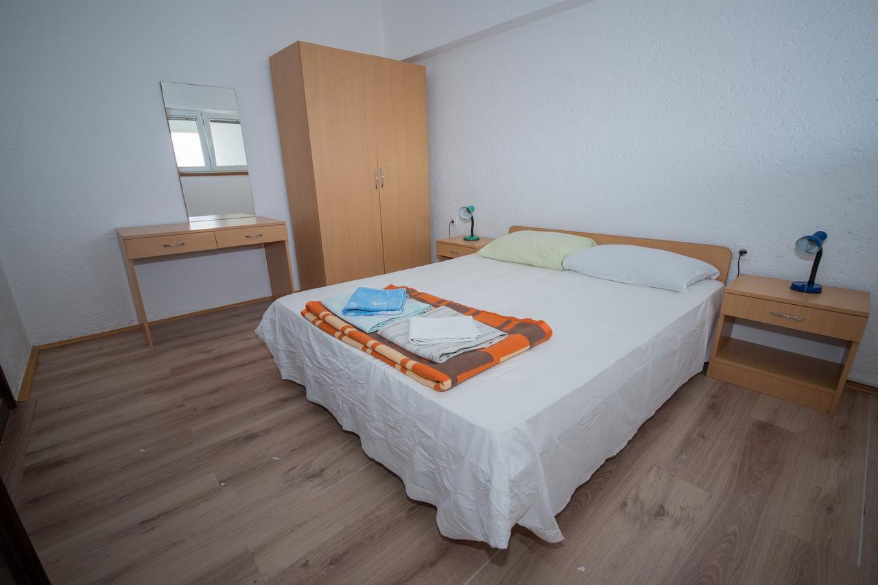 Apartment Busljeta Starigrad Paklenica Eksteriør bilde